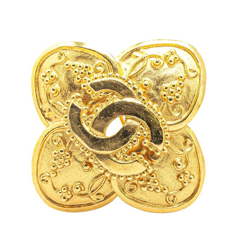 Chanel Vintage Coco Mark Clover Motif Brooch Gold Plated 680376