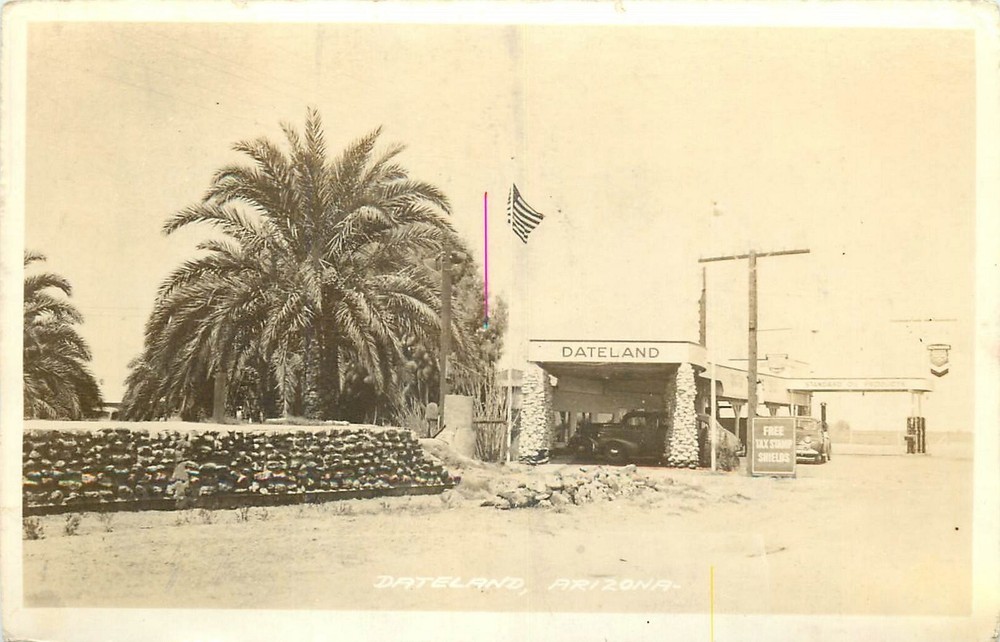 1945 Dateland Arizona Gas Station occupation autos  RPPC Postcard 25-1924