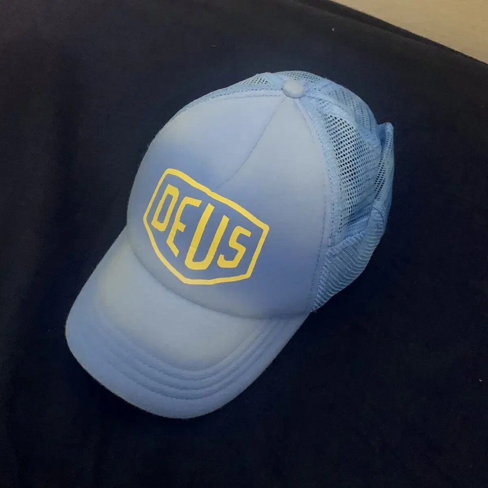 Deus mesh cap
