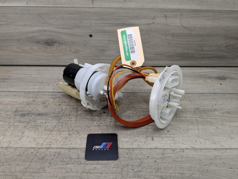 18-24 OEM AUDI Q5 SQ5 Sending Unit Fuel Gas Tank Electric Pump