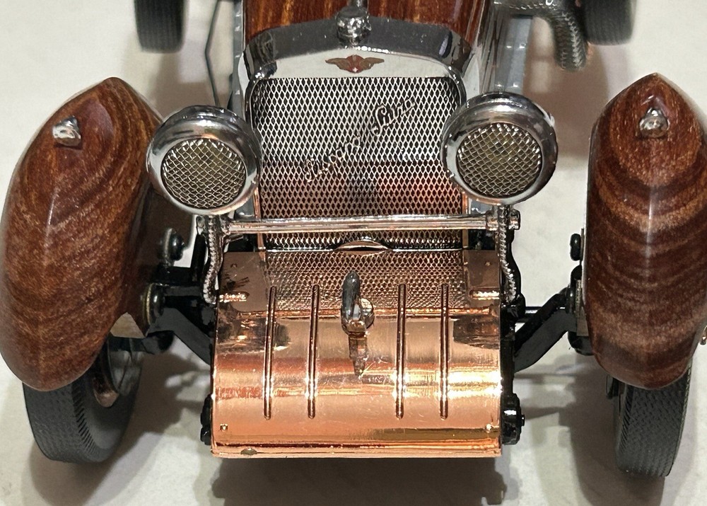 Franklin Mint 1924 Hispano-Suiza Type H6c Speedster Tulipwood Precision Replica