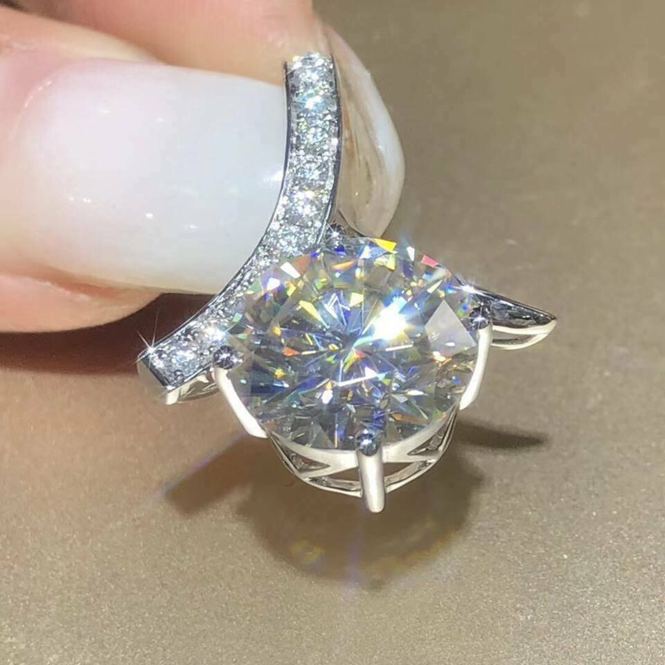 14K White Gold Finish 2.35 Ct Round Brilliant Cut Diamond Solitaire Pendant