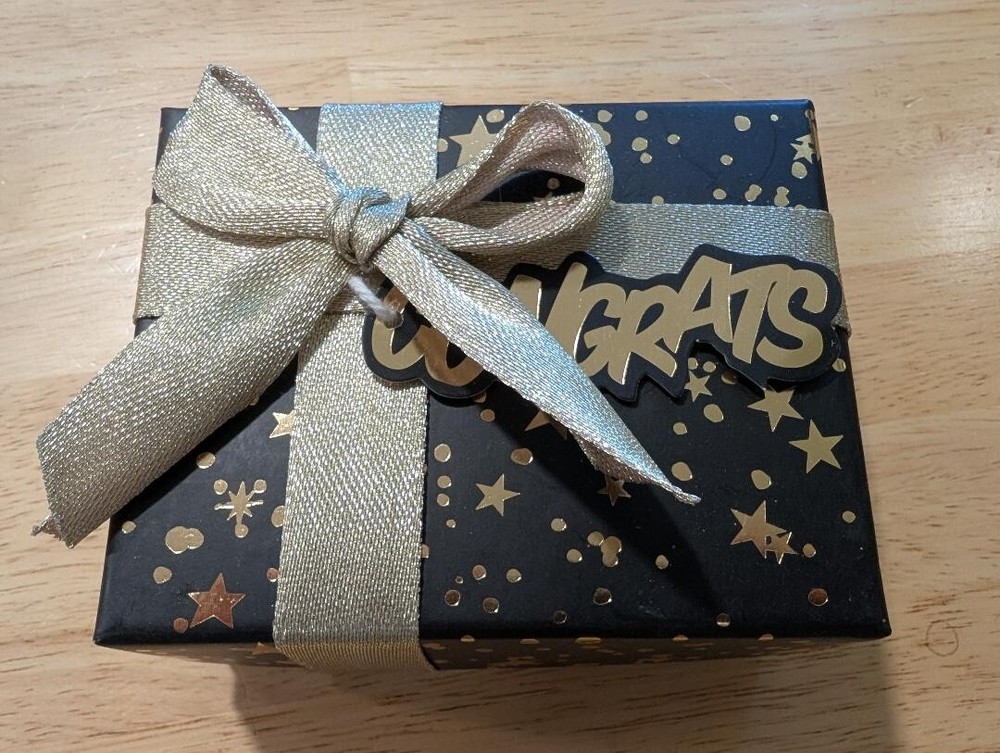 NEW GIFT CARD BOX GRADUATION You Choose-image