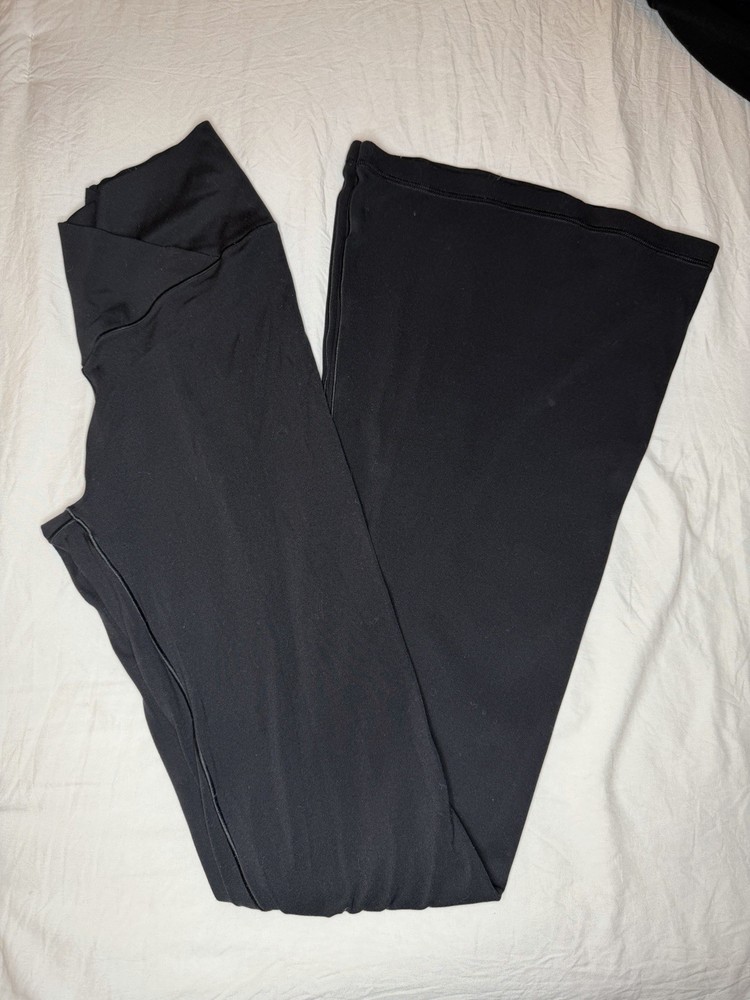 Offline by Aerie Real Me Hi Rise Flare Leggings Black Womens Small