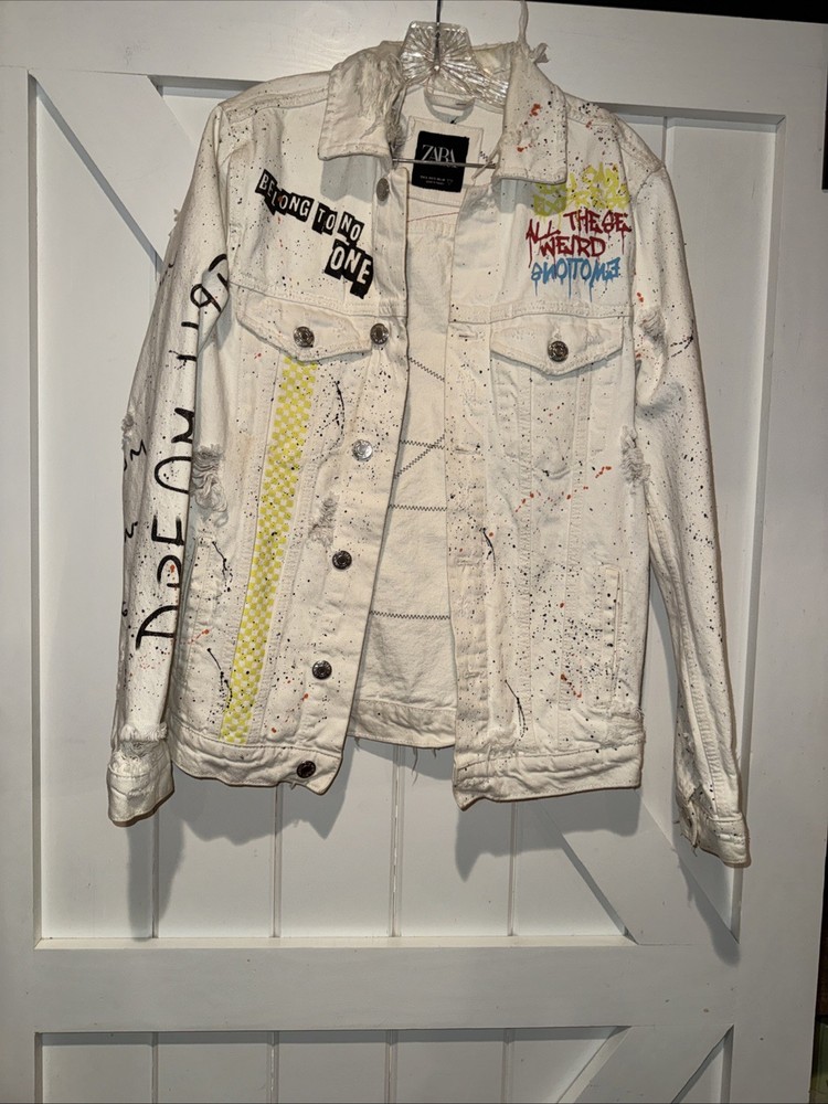 ZARA Small Graffiti Distressed White DENIM Jean JACKET Pockets Cotton FUTURE