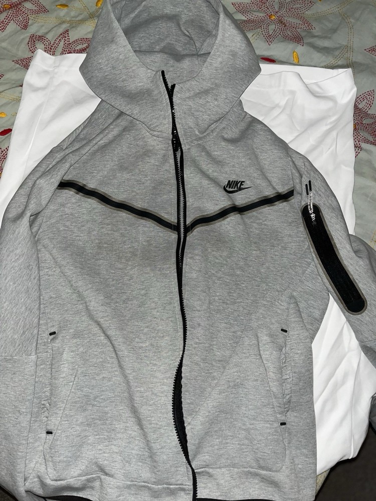 Nike Tech Fleece Men Hoodie