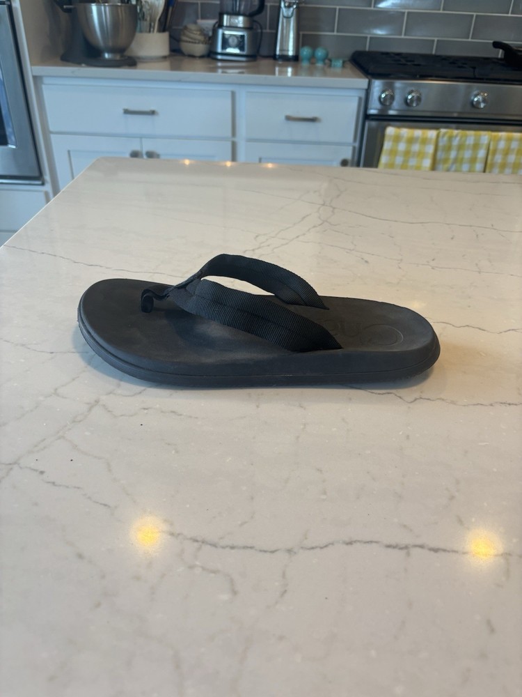 Chaco Men's Chillos Flip Flops – Comfortable Size 11 Sandals