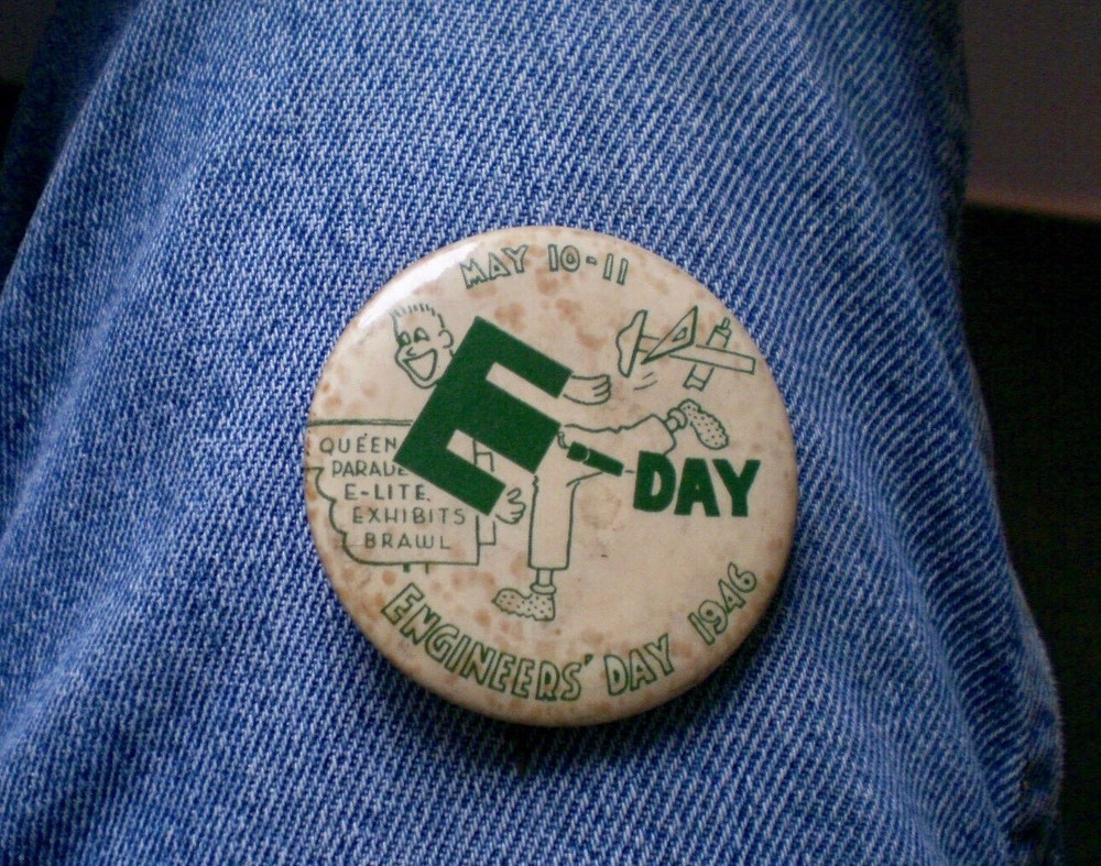1946 Engineers Day University of Minnesota 2.25 Inch Stained Celluloid Pin Low Cost-image