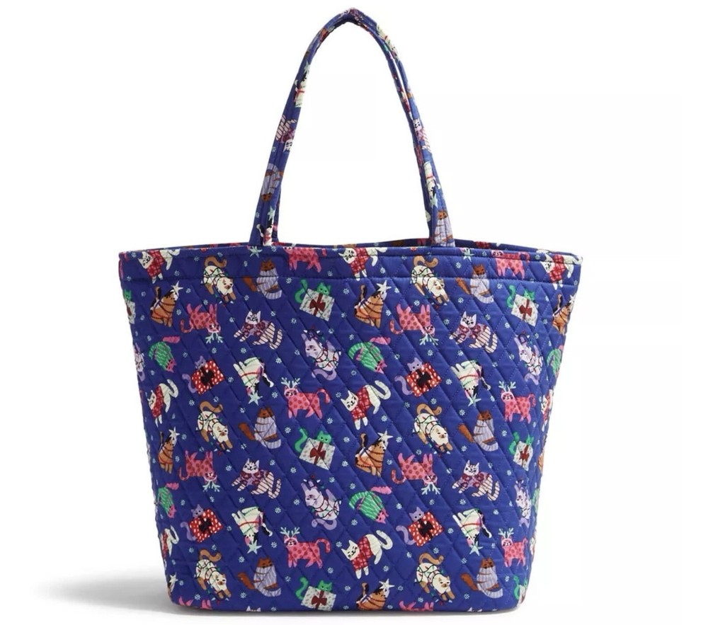 VERA BRADLEY Outlet Essential Grand Tote - Catnip Christmas Cats New