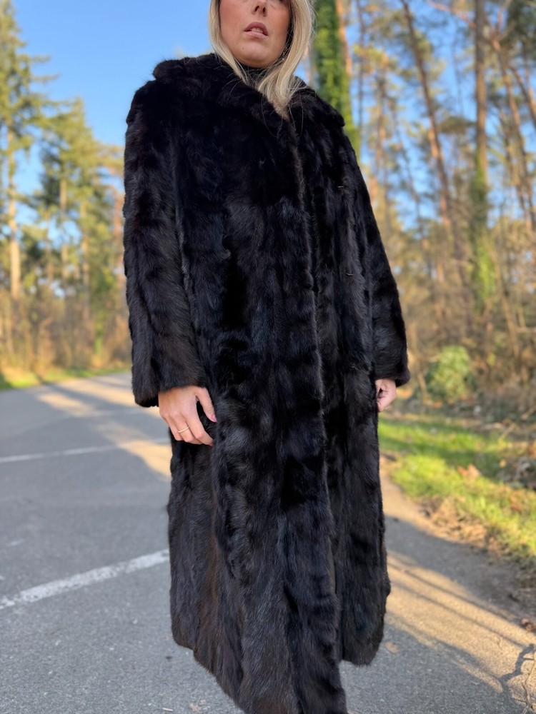 Luxury Dark Brown Real Mink Fur Coat in Full-Length Large Size-image