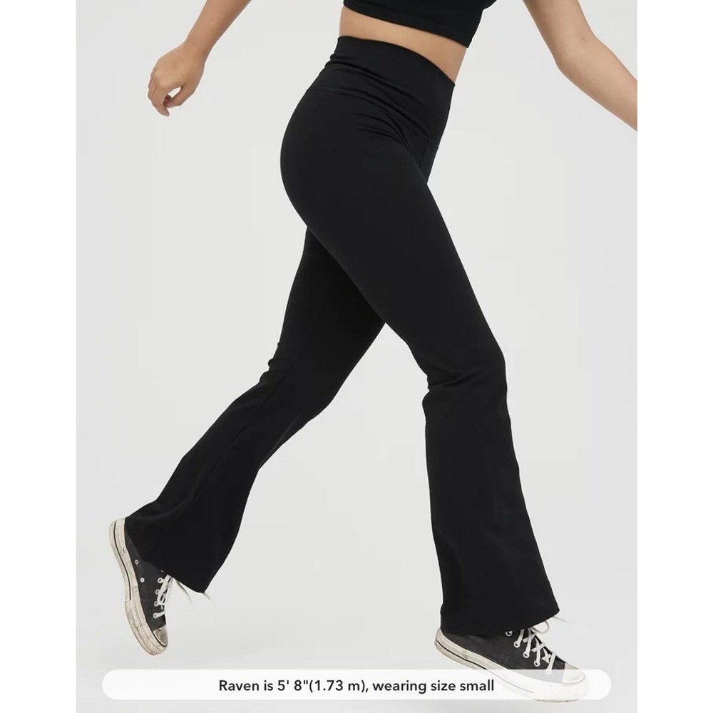 NWT Aerie Offline OG Super Flare Leggings Black Size L Women