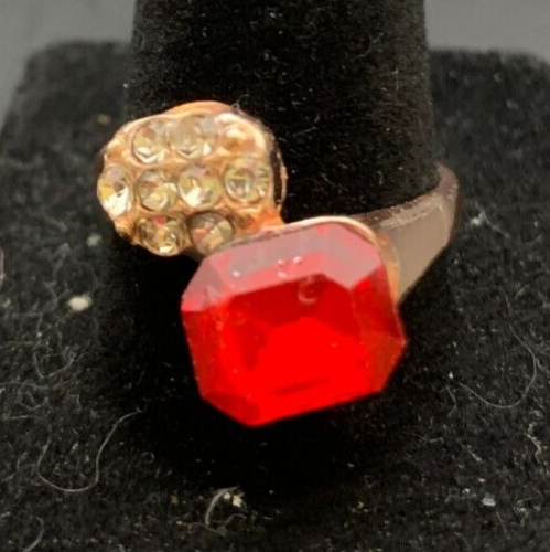 Vintage Antique Gold Tone Red Rhinestone CZ Cocktail Ring - Size 8.5