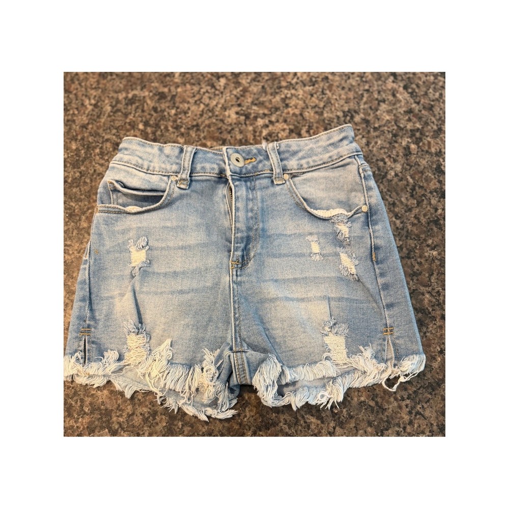 Blue Savvy Womens Distressed Denim Shorts Light Wash Frayed Raw Hem Size 7/28
