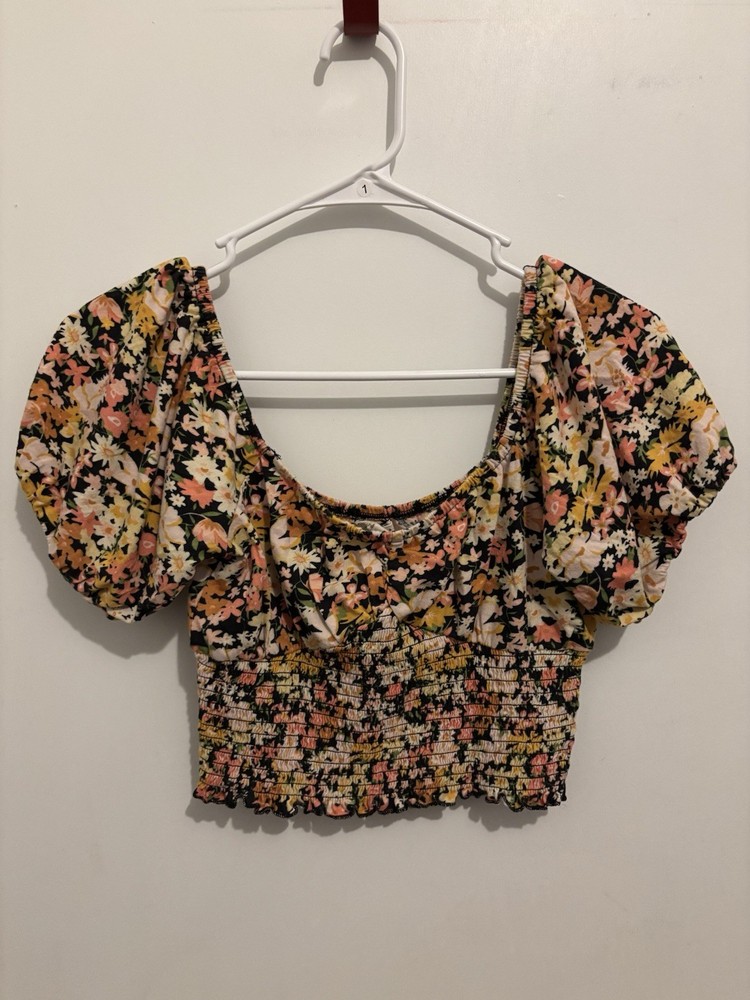 Clearance Sale 🎁 Billabong Floral Smocked Puff Sleeve Crop Top NWT Size M-image