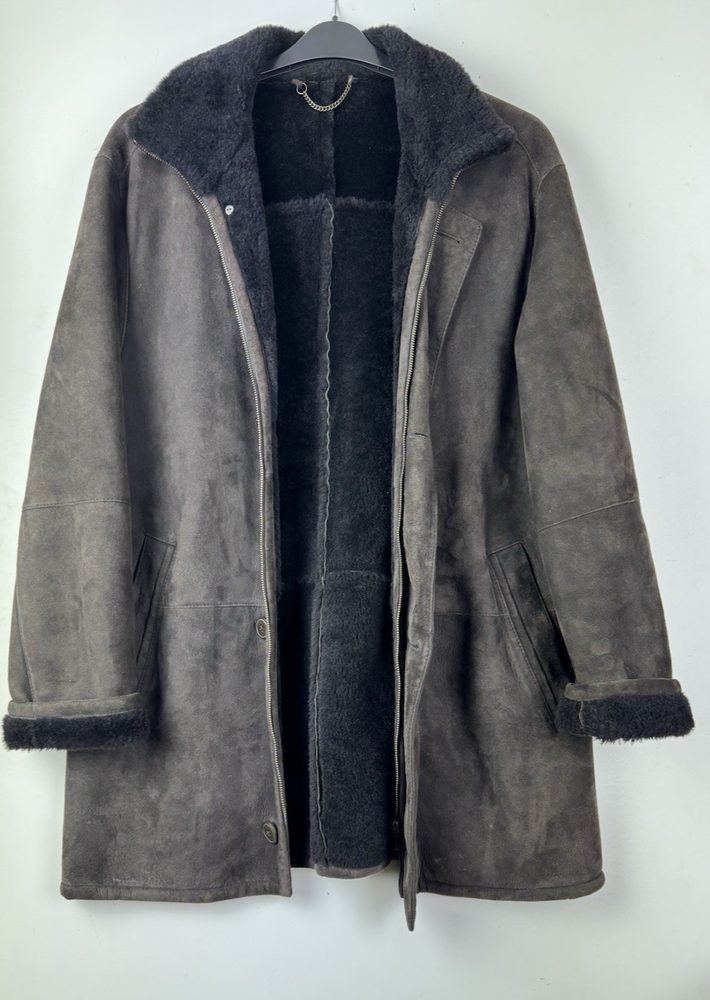 REAL SHEARLING SHEEPSKIN COAT Size Medium Men`s Winter Jacket Brown Vintage