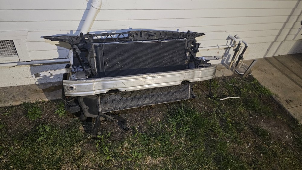 Audi A7 3.0L Radiator Support & A/C Fan Assembly 2012-2015 OEM With Rebar