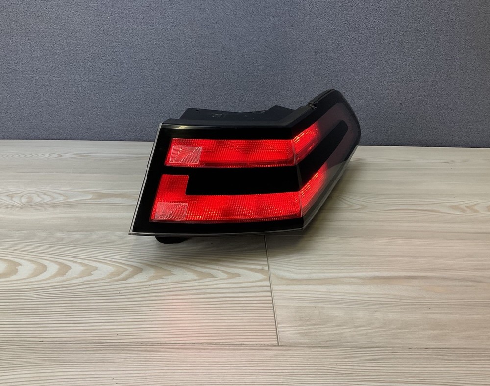 🟧2011-2015 Chevrolet Volt Right Rear Outer Passenger Side LED Tail Light OEM