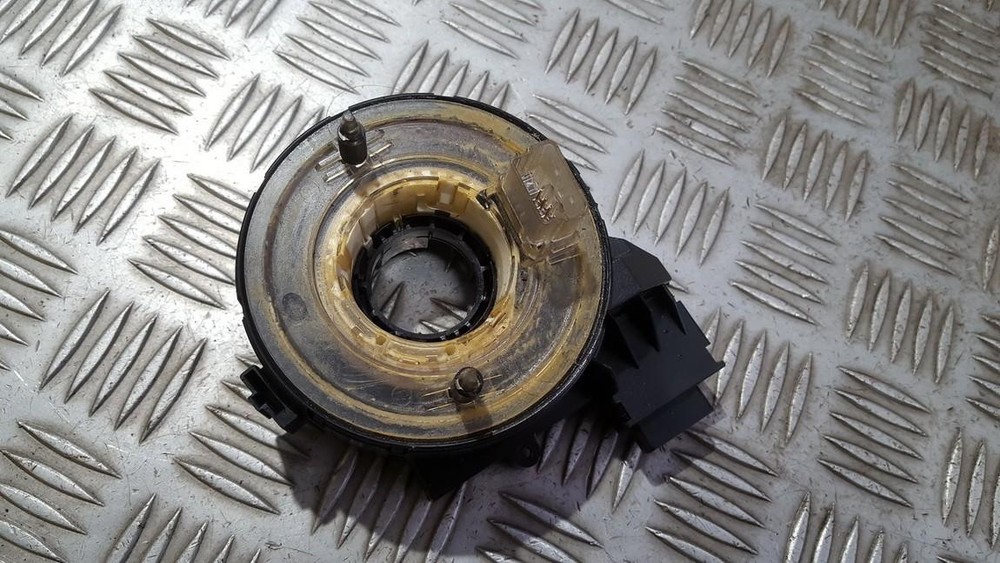 Skoda Octavia 1K0959653C Slip Ring Contact Unit DE526253-91