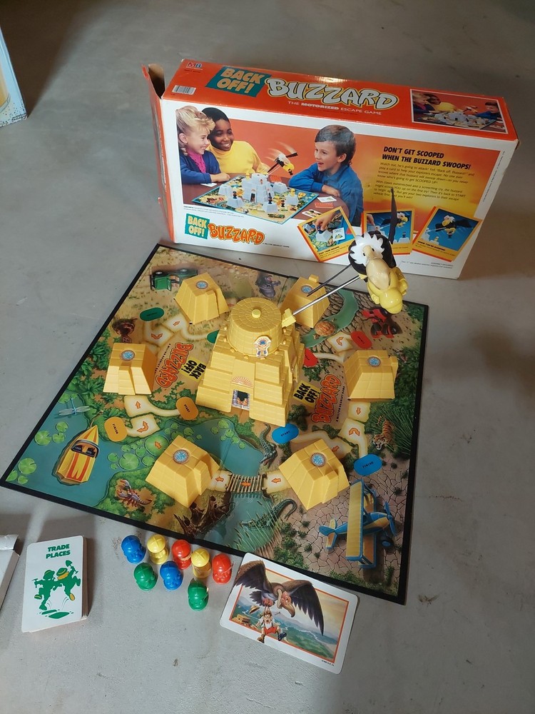 Vintage 1990 BACK OFF BUZZARD! Childrens Motorized Escape Board Game *ISSUES*