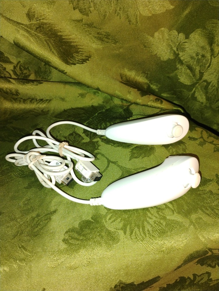 Lot Of 2 Nitendo Wii Nunchuks OEM Authentic Tested And Works Free Shipping