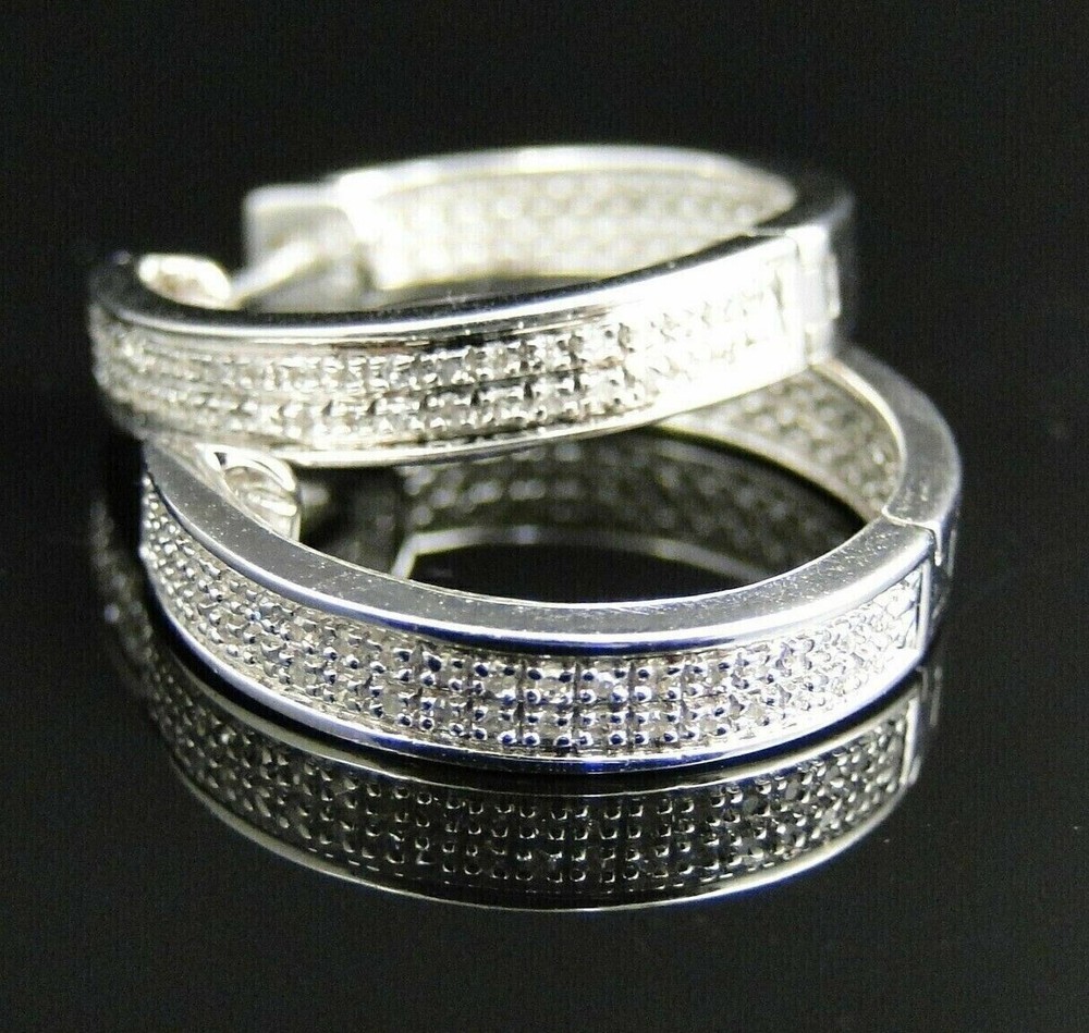 1.50Ct Round Cut Simulated Diamond Huggie Hoop Earrings In 14k White Gold Plated