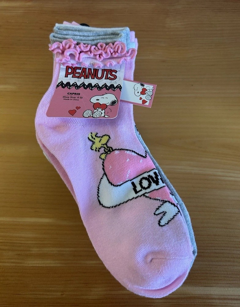 New! Peanuts Snoopy Woodstock socks, 8 Pairs Hearts Pink Love Valentines Gift 💕