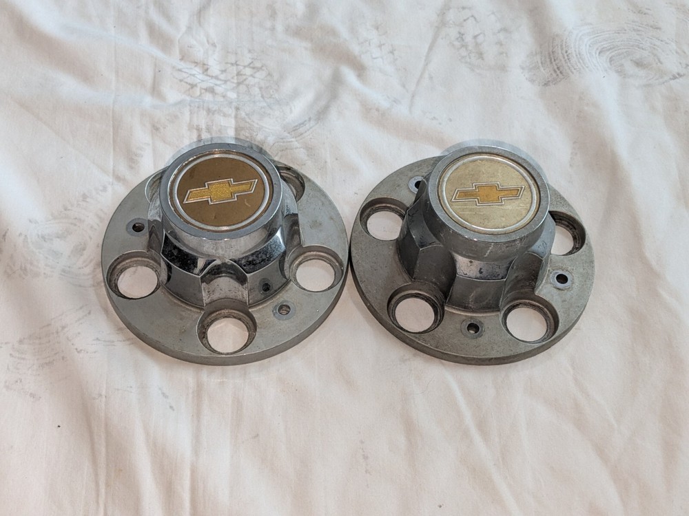 Pair of OEM 5 Lug Rally Wheel Center Caps for Chevy 1500 Pickup & Blazer 2WD