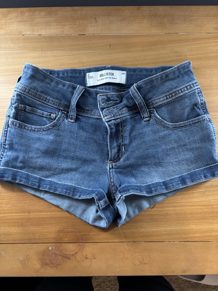 Hollister Women's Denim Shortie Shorts Size 2 Distressed Light Wash