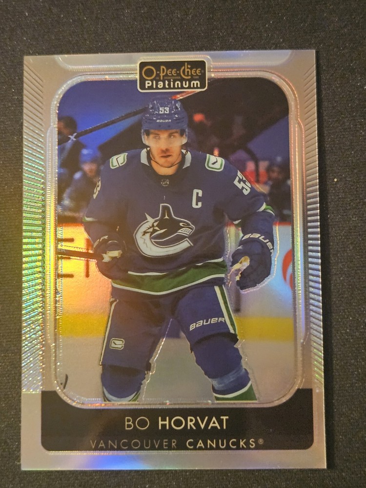 21-22 OPC Platinum Bo Horvat Rainbow Parallel Hockey Card