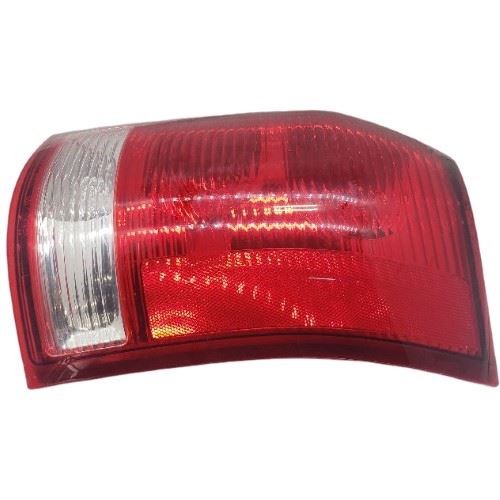 Tail Light Lamp Fits 02-03 VUE Passenger Right RH OEM