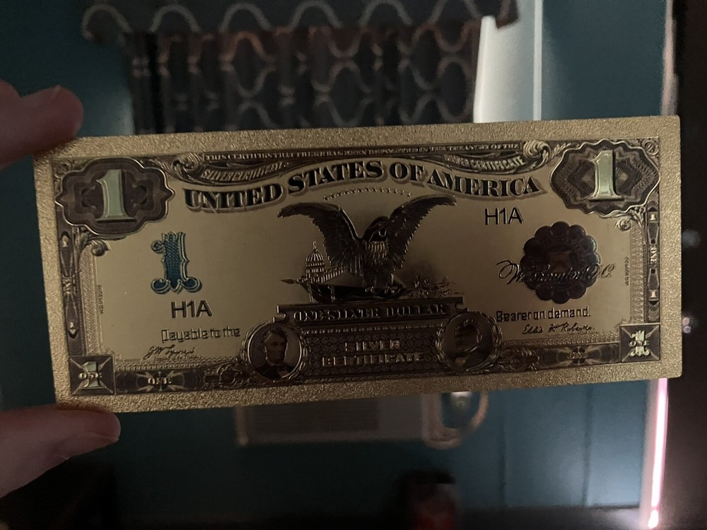 Silver and Gold Collectors Novelty Bank Notes Lot