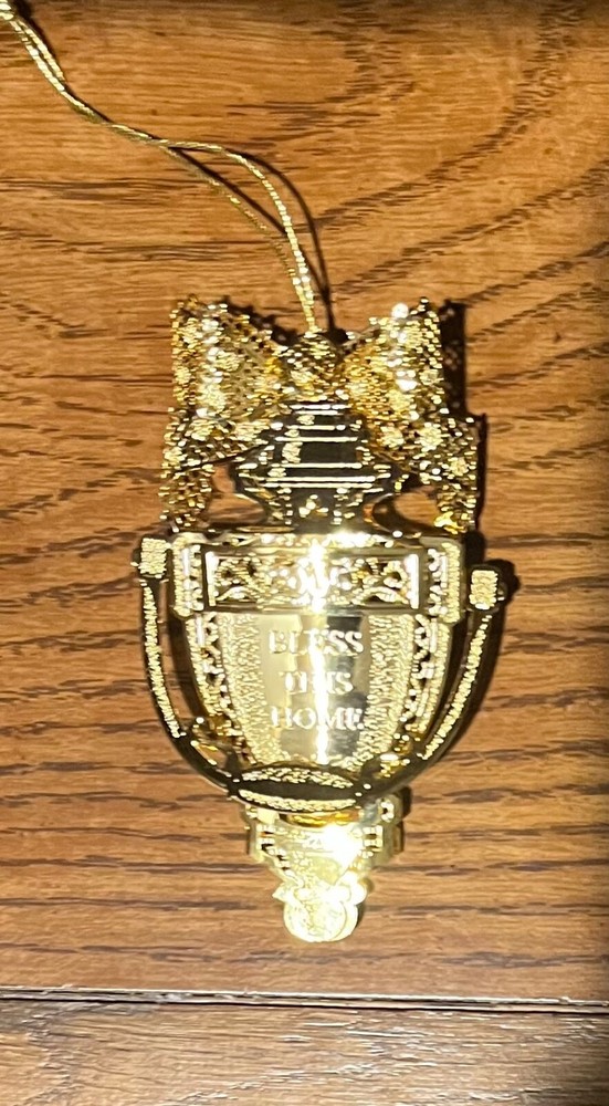 2006 Danbury Mint Christmas Ornament 