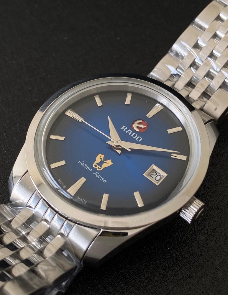 Rado Golden Horse Automatic Mens Watch with Sleek Stainless Steel Design