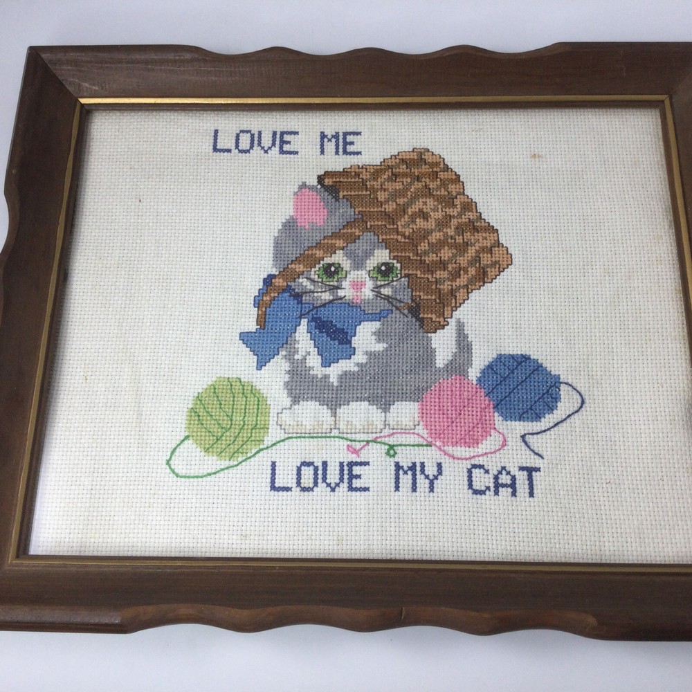 Vintage Needlepoint Wooden Scalloped Frame Love my Cat Kitten 16x13