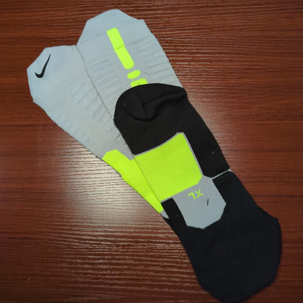 New Nike Hyper Elite Socks Gray/Volt Green Quarter Cut Size XL Basketball