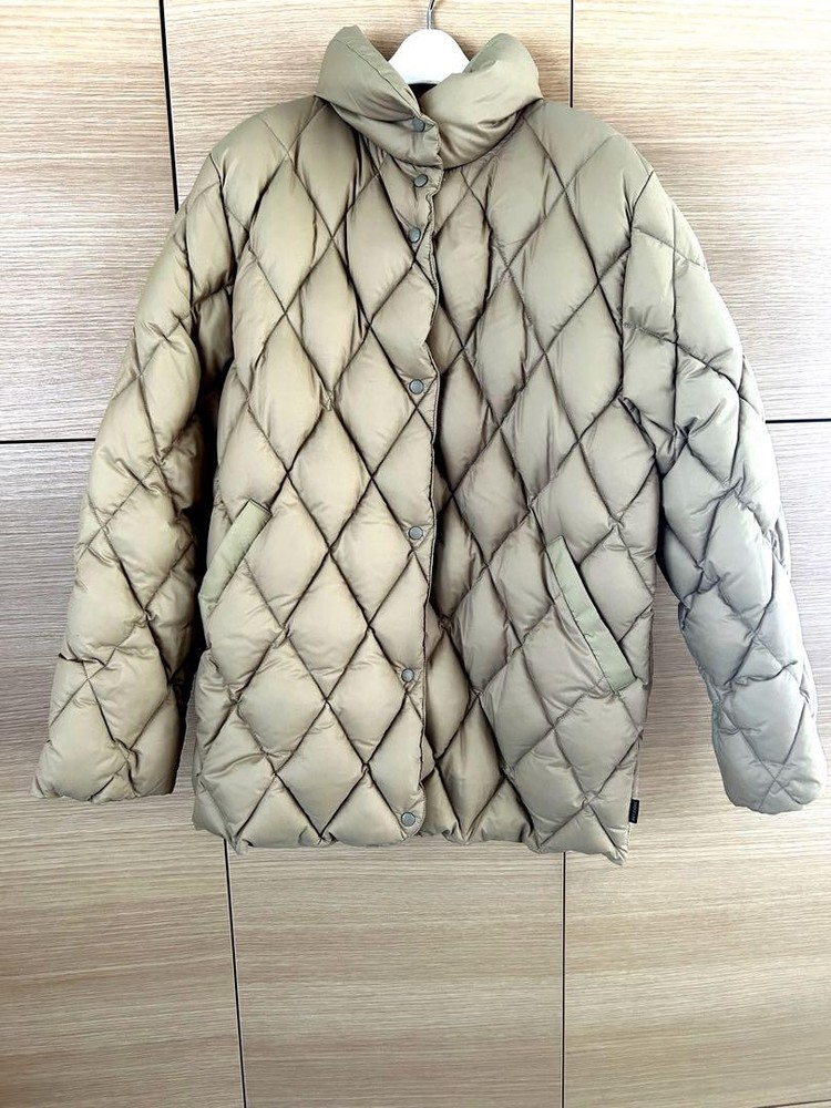 Luxury Moncler Beige Diamond Pattern Down Jacket Size 0 Blue Tag Rare