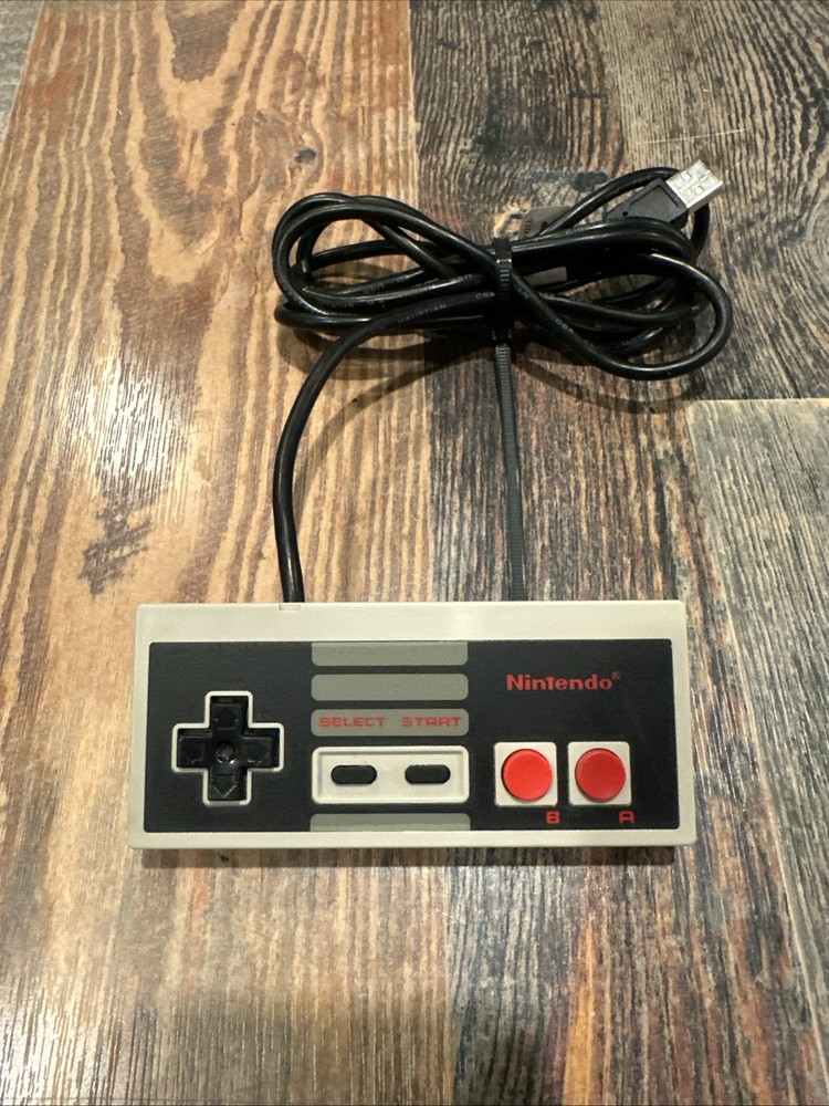 Nintendo NES-004 Corded Controller for Nintendo NES