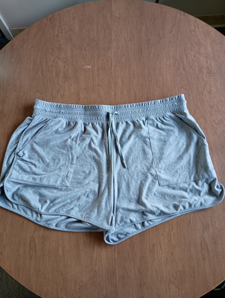 Athletic Works Women's Gray Activewear Shorts Size XXL(20)