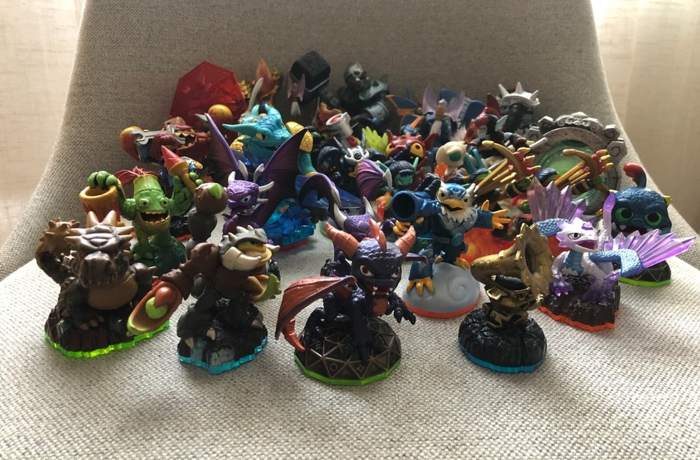 Lot of Skylanders Activision Video Game Figures - With Duplicates AS IS
