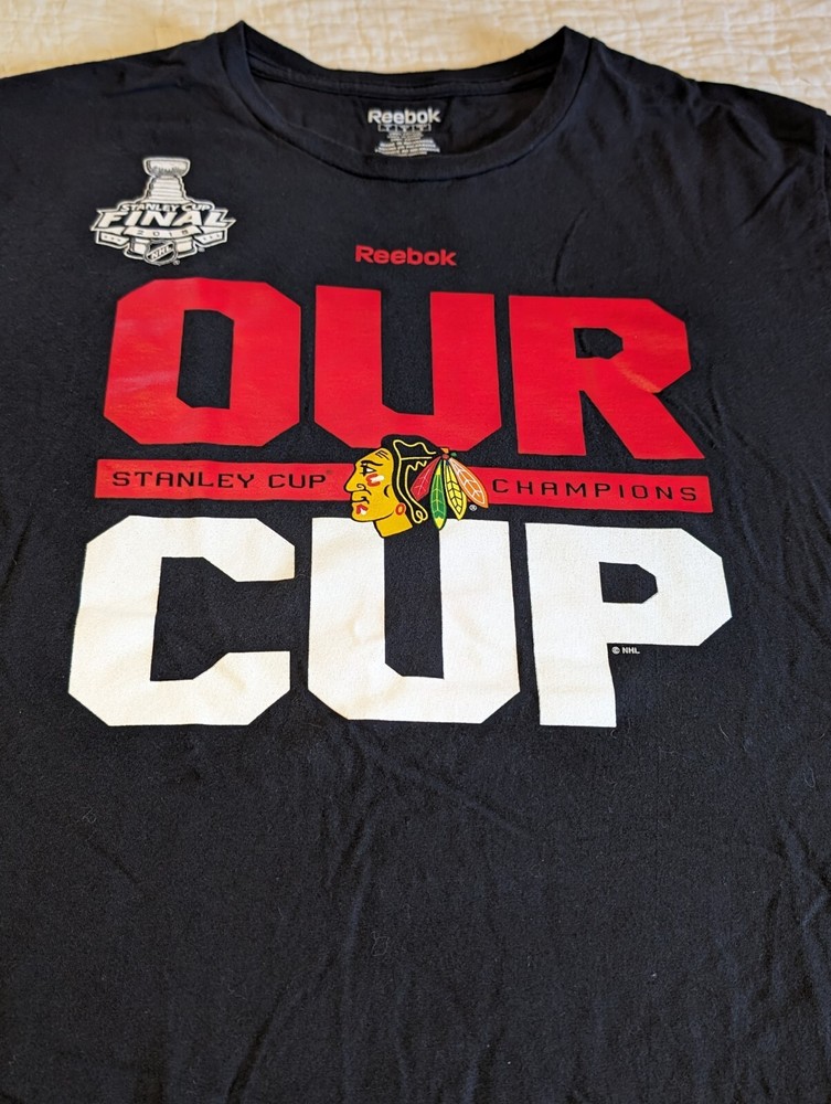 Chicago Blackhawks 2015 Stanley Cup men size L Large T Shirt NHL EUC Hockey