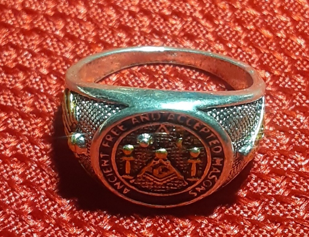 New Mens Stainless Steel Free Mason Ring.