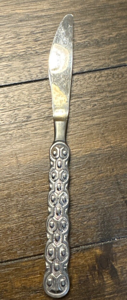 Stanley Roberts LANCELOT Stainless Crown Black Accent Silverware Knife Flatware