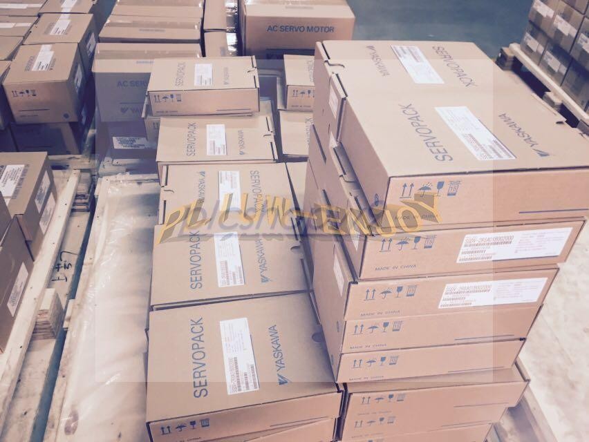 1PCS New Yaskawa Frequency Inverter CIMR-VCBA0012BAA