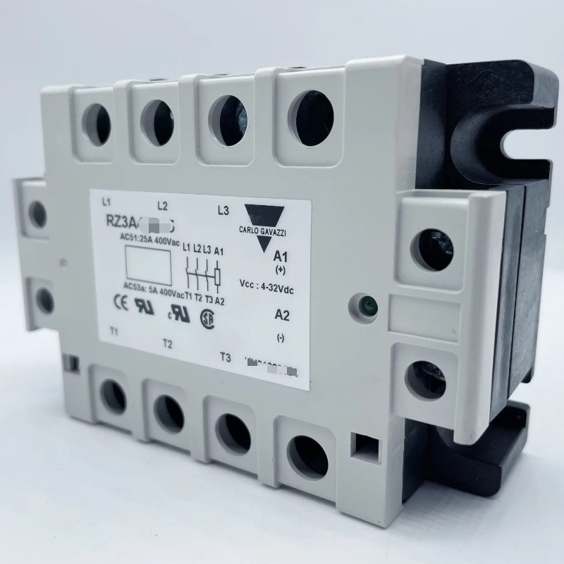 1PCS NEW FIT FOR Solid state relay RZ3A48D55