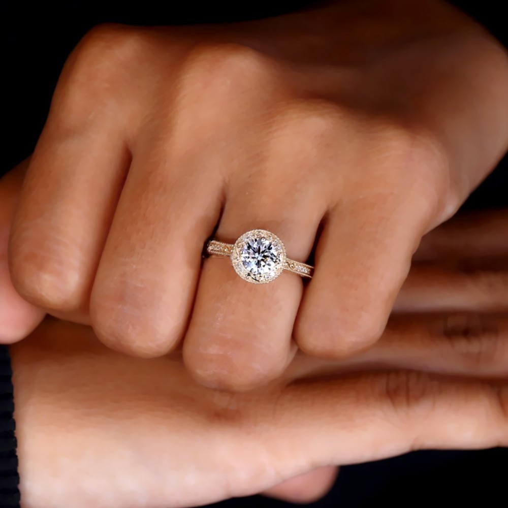 Exclusive Round Cut Diamond Ring 18k Yellow Gold Lab Grown 1.20 Ct IGI E F  VVS2