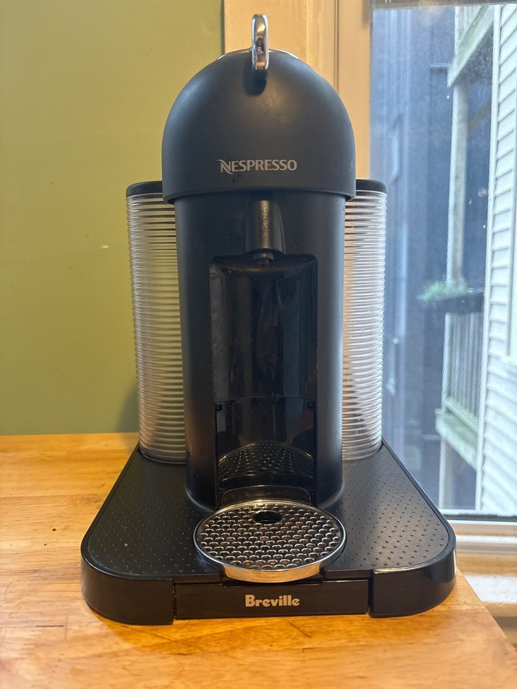 Nespresso Vertuo Machine (for parts / to refurbish)