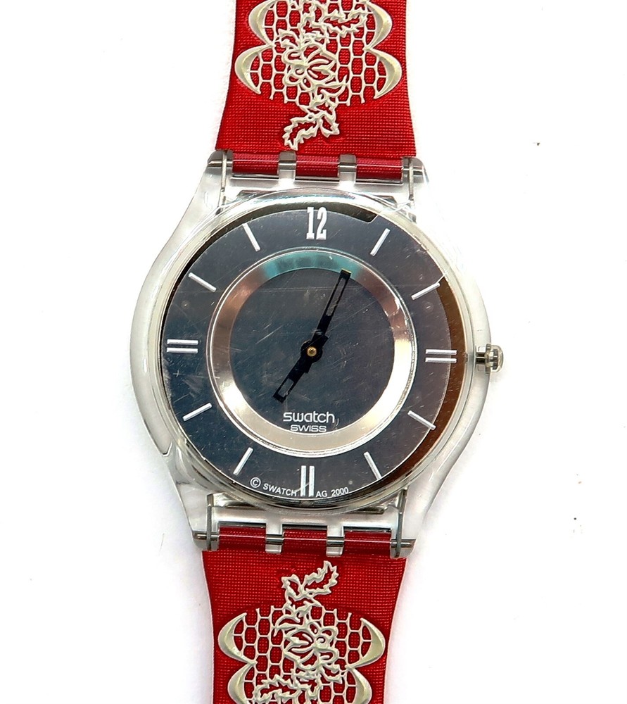 2003 Swatch Skin Flagrant SFK125P Luxury Watch with Case & Papers