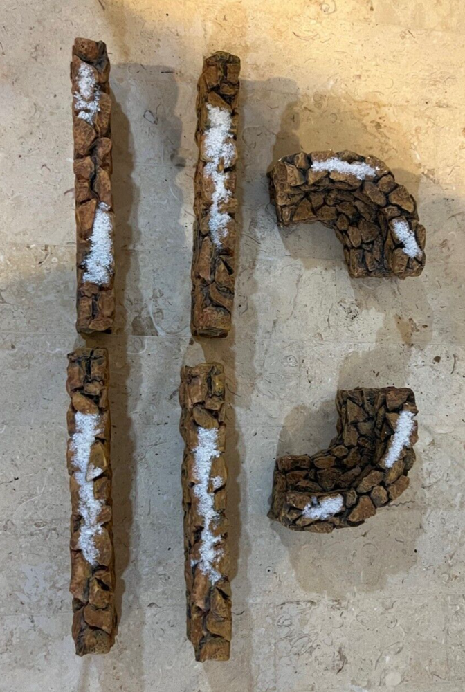 Department 56 Snowy Rock Wall Set of 6 with 4 Straight and 2 Curved Pieces