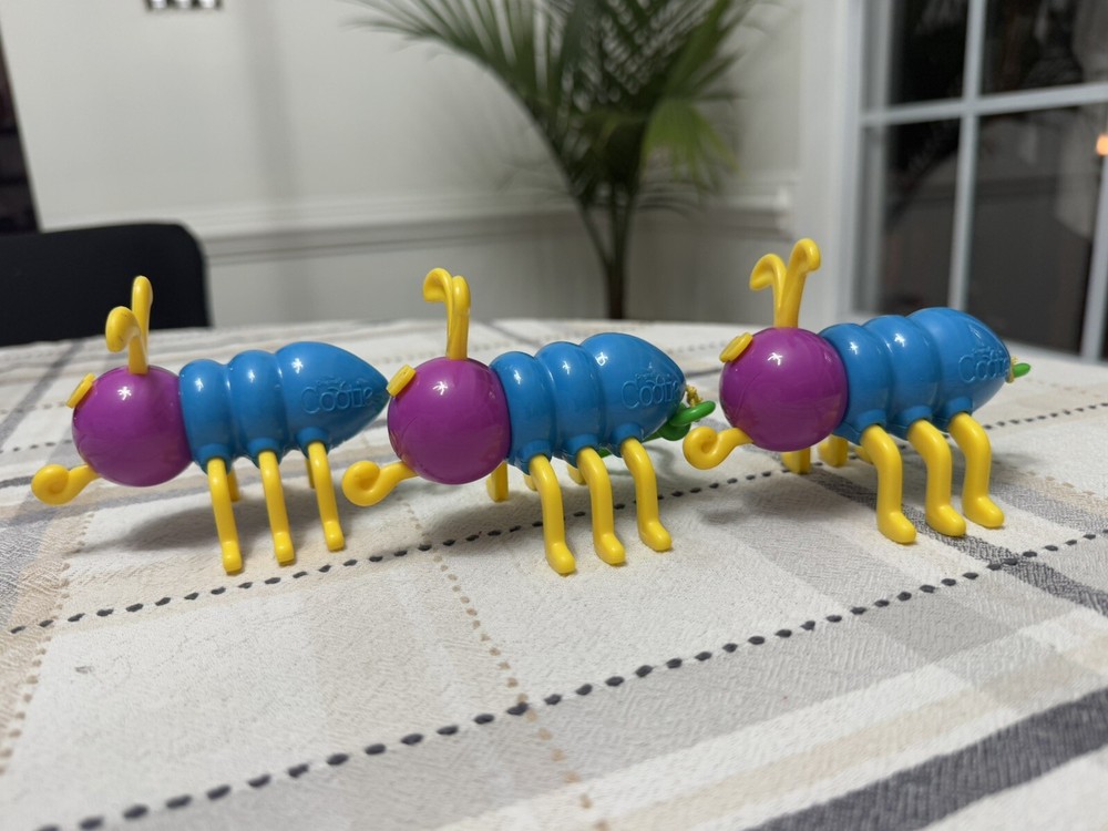 Vintage 1999 Hasbro Cootie Bug Keychain Toy Backpack Clip Original 5” (3)