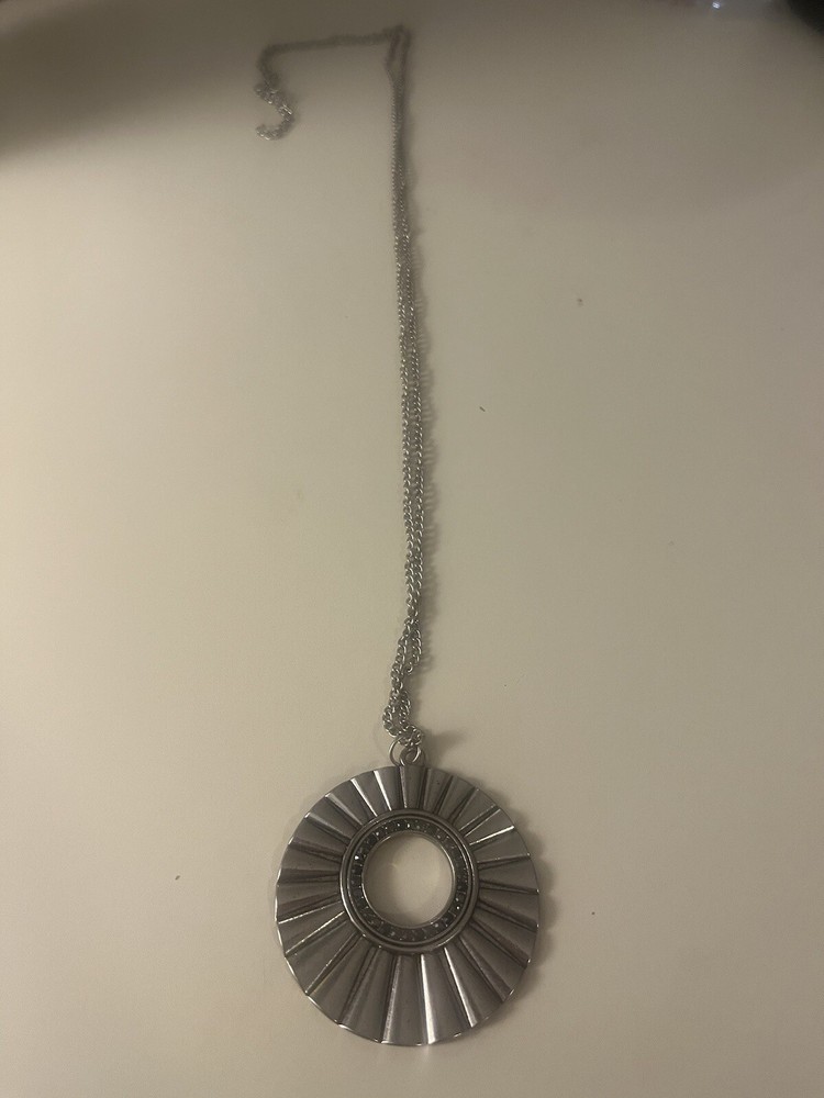 Trendy Paparazzi Inspired Fashion Necklace